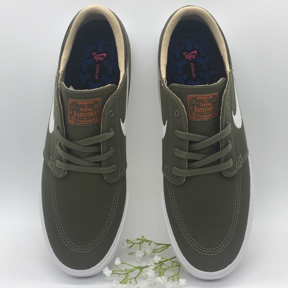 Nike SB Zoom Janoski CNVS RM medium olive/white - Picture 3 of 8